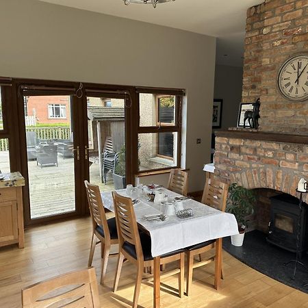 Dunhill Cottage B&B Hillsborough Exteriör bild