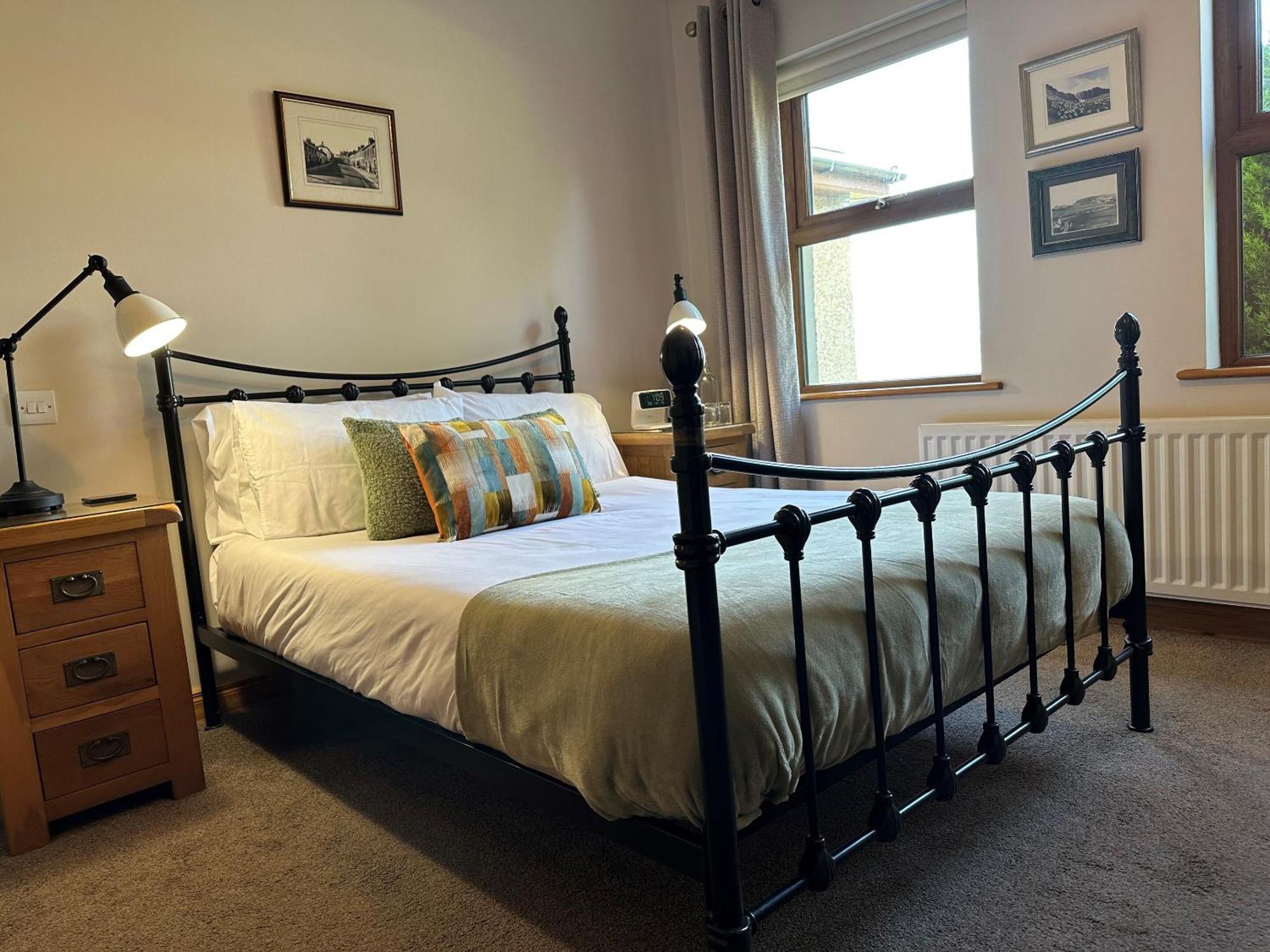Dunhill Cottage B&B Hillsborough Exteriör bild